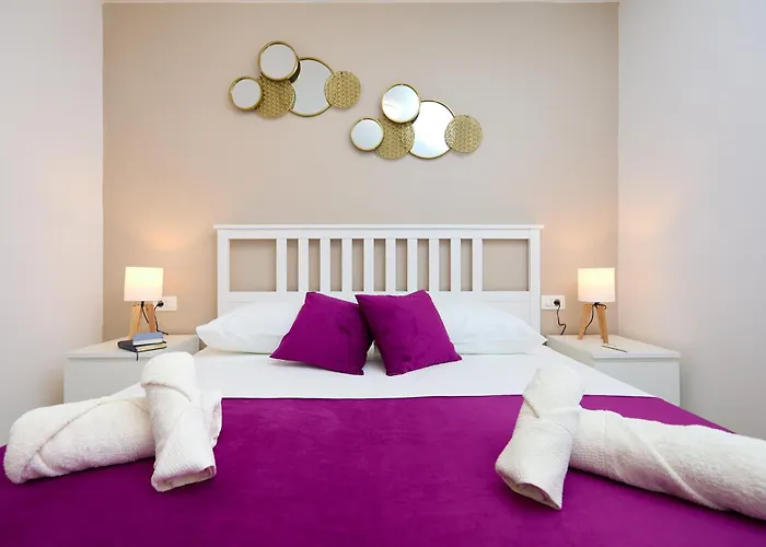 Golden Rose - Walking Distance 1 Km From Old Town