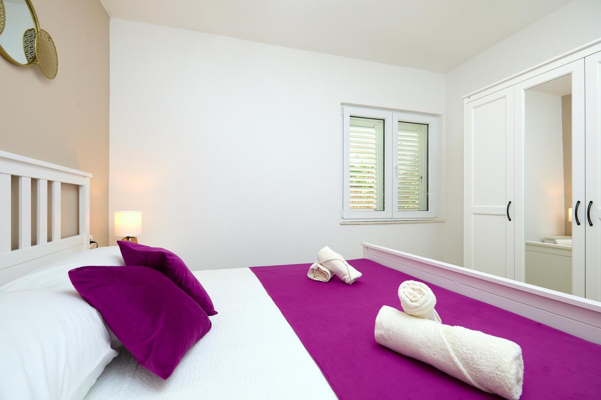 Golden Rose - Walking Distance 1 Km From Old Town Apartamento *